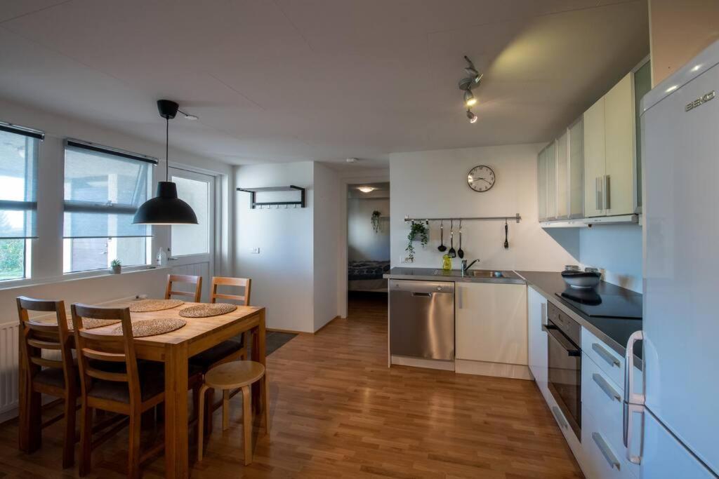 Lovely One Bedroom Apartment In Hafnarfjörður Zewnętrze zdjęcie